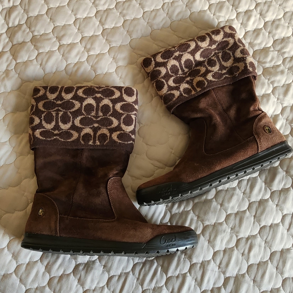 COACH Signature TATUM Suede 9, EUC